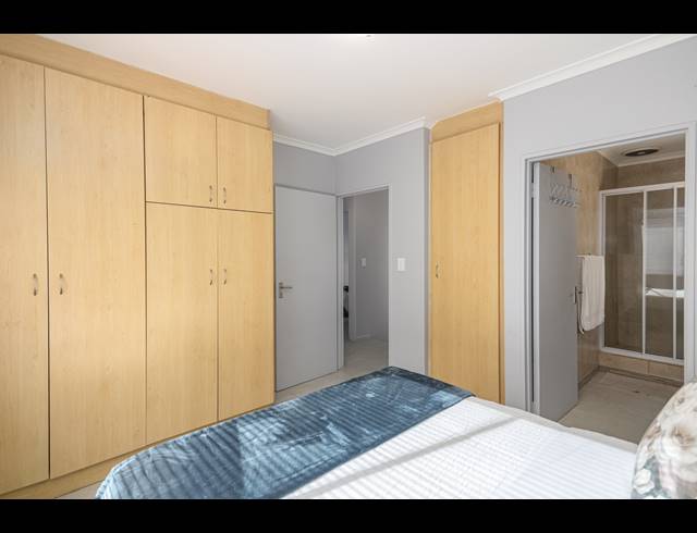 3 BEDROOM FREEHOLD TO LET IN TABLE VIEW